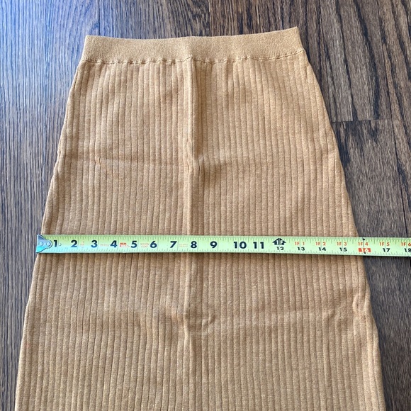 Free People Skyline Midi Skirt - Gold - M - NWT - Picture 5 of 6